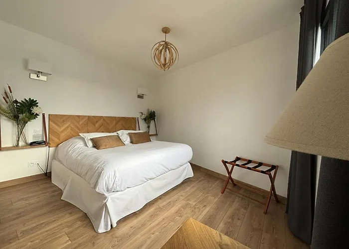 La Tour Aux Crabes Pres De La 4*