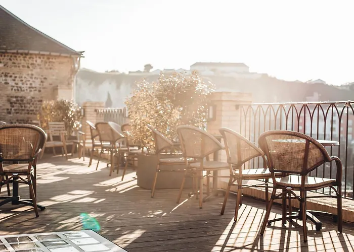 Hotel La Tour Aux Crabes Pres De La